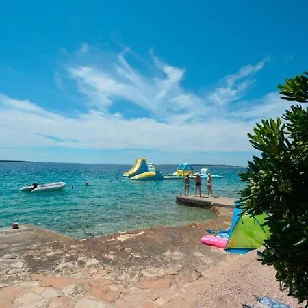 - Dalmacija * Mandre